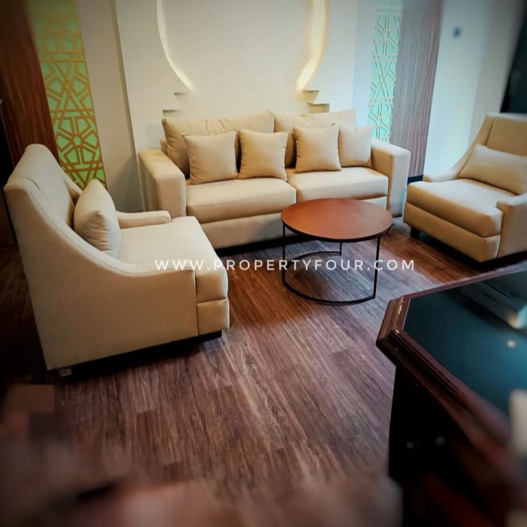 Sofa Custom Model Minimalis untuk ruang tunggu