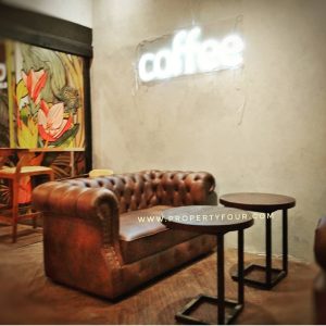 sofa coffeshop
