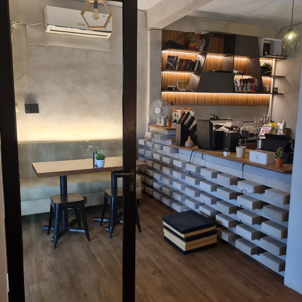 sofa cafe resto
